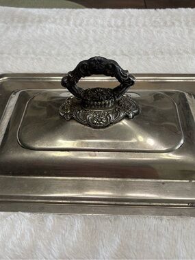 Vintage silver plated ornate casserole dish cover/lid